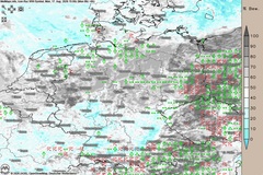 Schauer ziehen ab, neue Wolken kommen